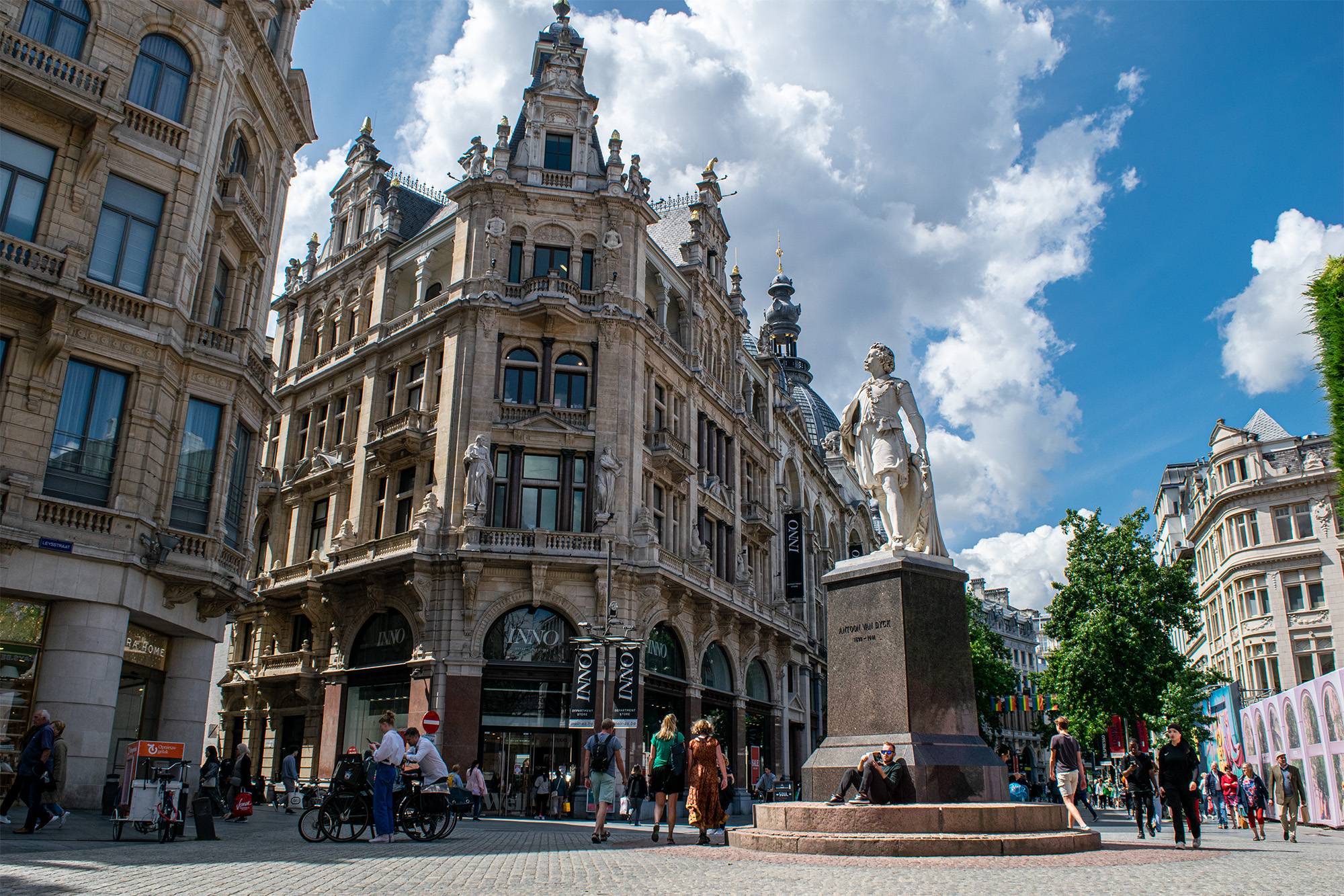 Private Walking Tour of Antwerp